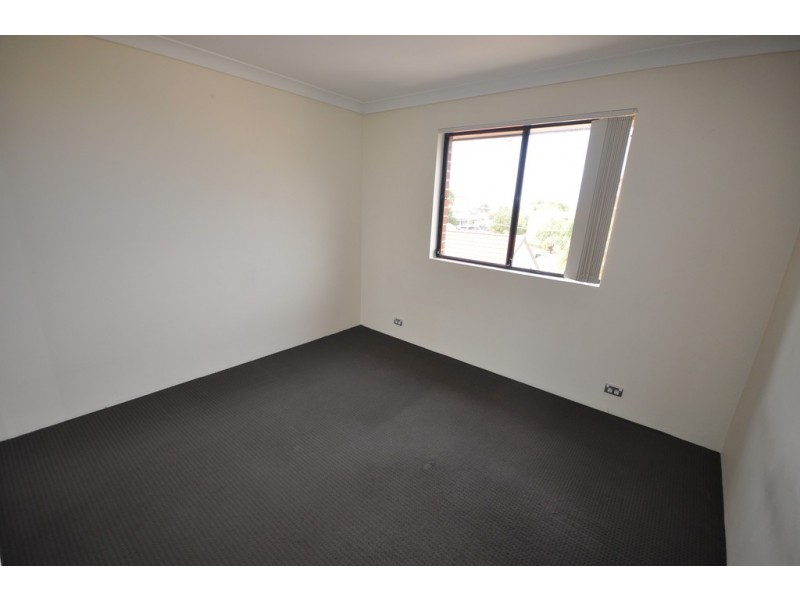 32/38-44 Meredith St, Bankstown NSW 2200