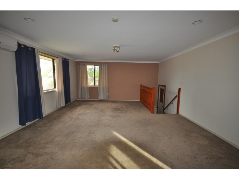 5 Wilton Place, Georges Hall NSW 2198