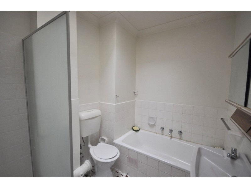 19/166 Greenacre Road, Bankstown NSW 2200