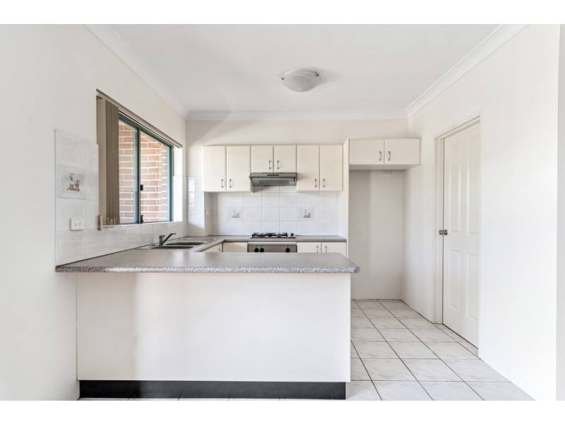 7/48 Cairds Avenue, Bankstown NSW 2200