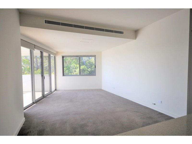 C404/2 Rowe Drive, Potts Hill NSW 2143