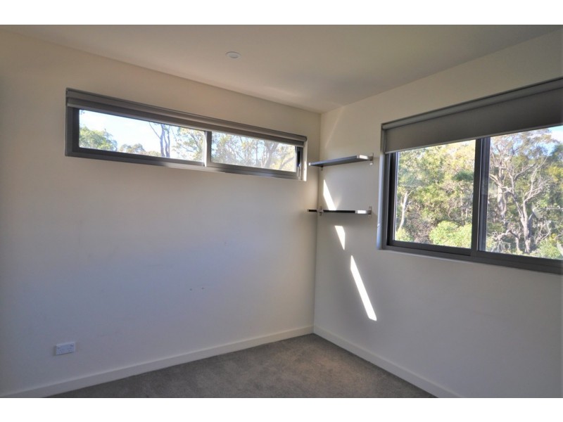C404/2 Rowe Drive, Potts Hill NSW 2143