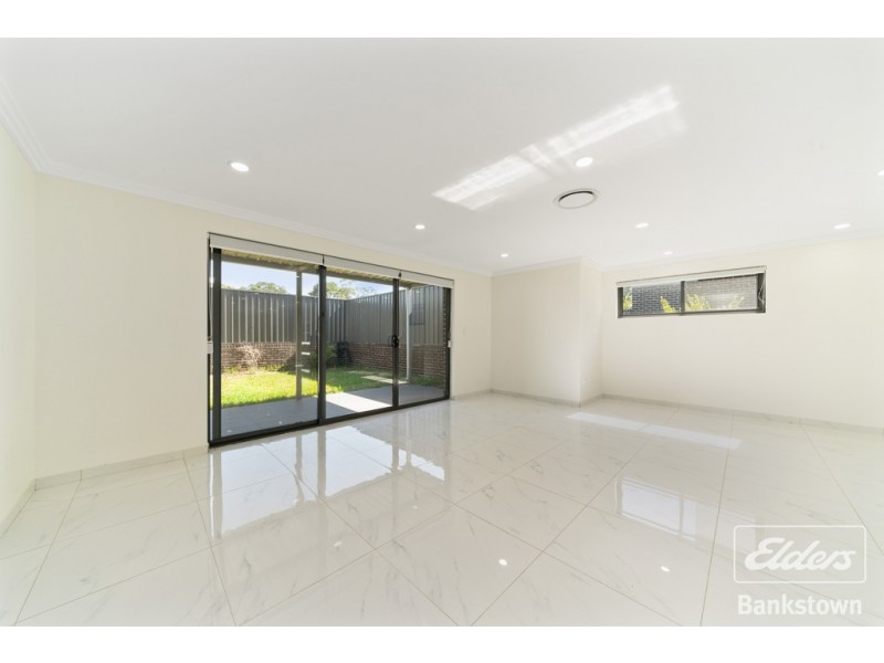 2/10-12 Claribel Street, Bankstown NSW 2200