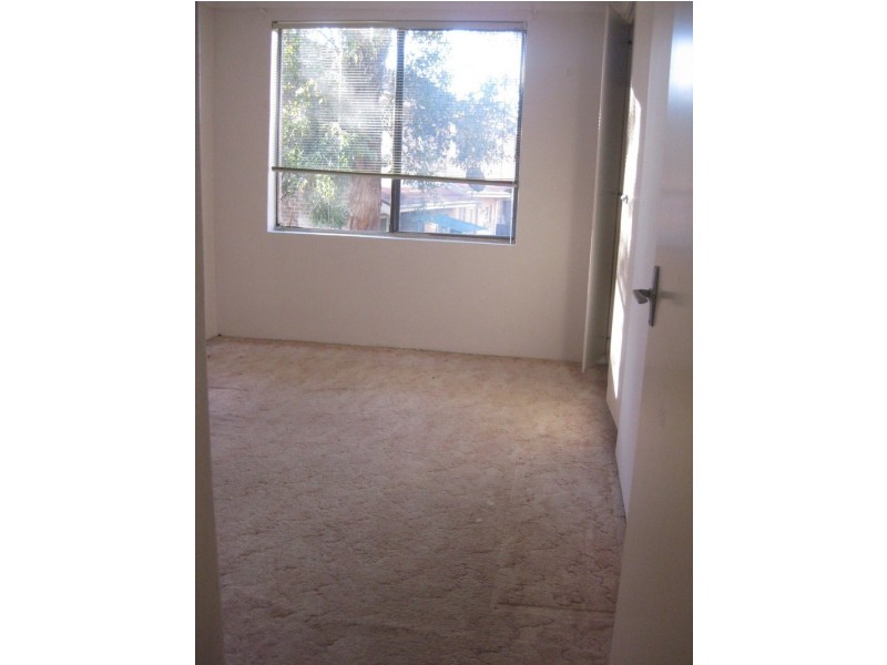 40/33-35  Sir Joseph Banks Street, Bankstown NSW 2200