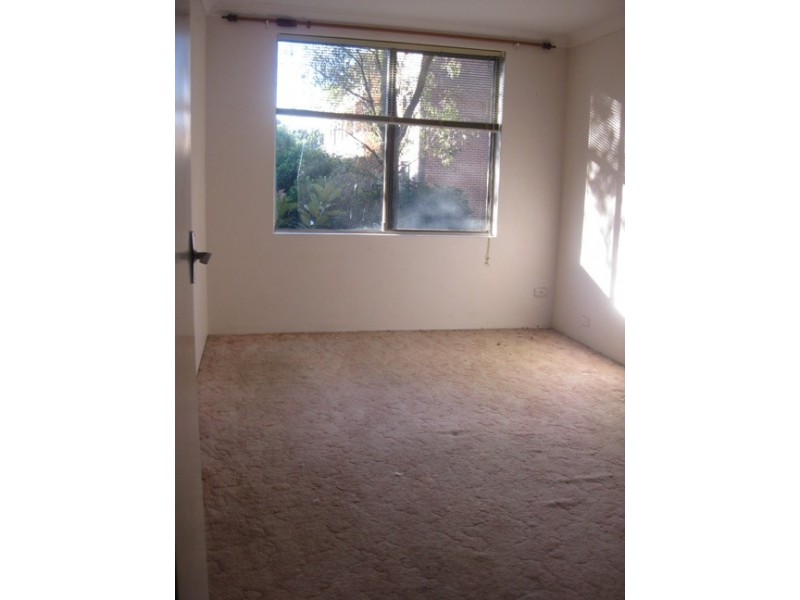 40/33-35  Sir Joseph Banks Street, Bankstown NSW 2200