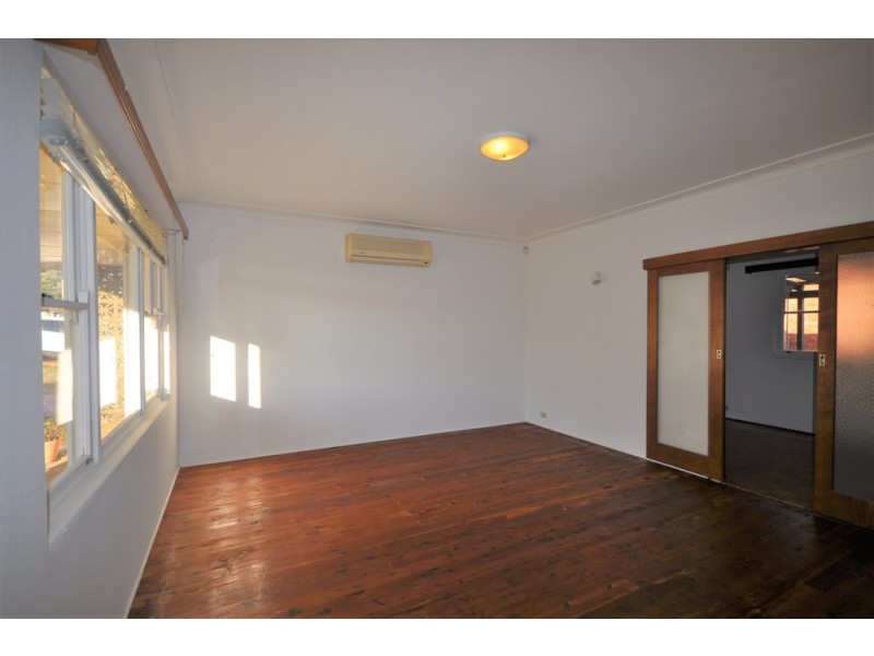 16 Jensen Street, Condell Park NSW 2200