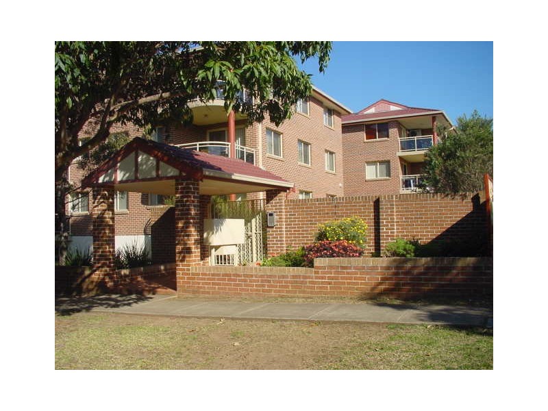 8/64-66 Cairds Avenue, Bankstown NSW 2200