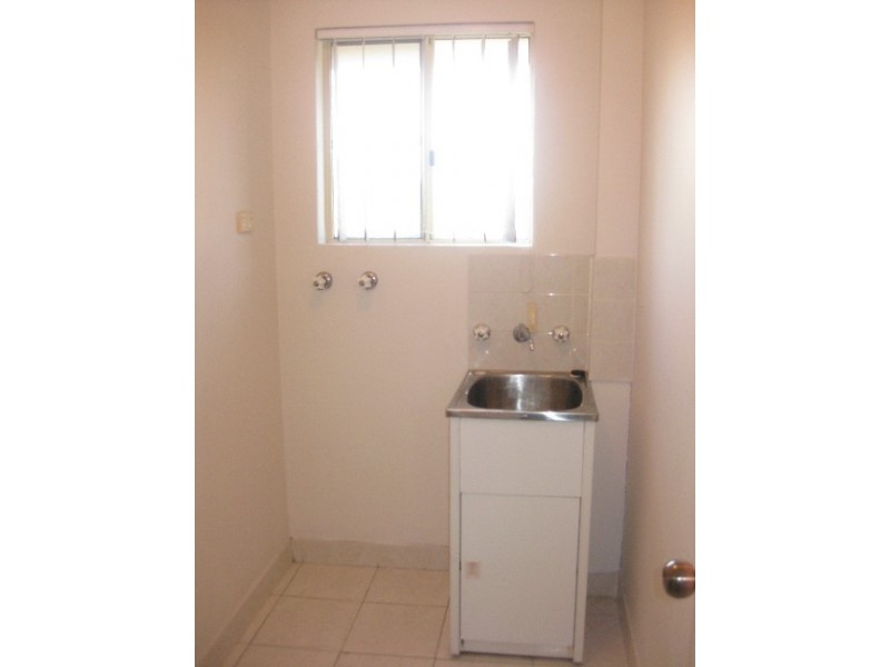 8/64-66 Cairds Avenue, Bankstown NSW 2200