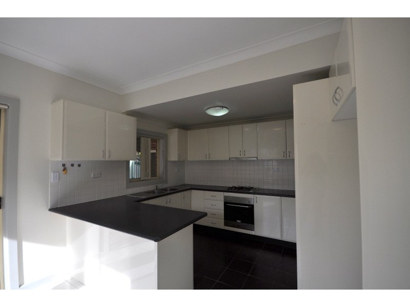 8 Lyon Avenue, Punchbowl NSW 2196