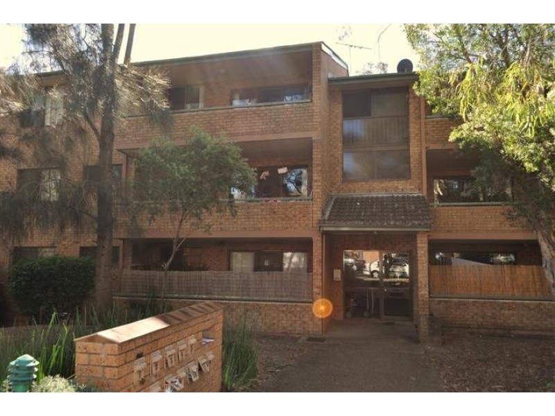 8/21-23 Myrtle Road, Bankstown NSW 2200