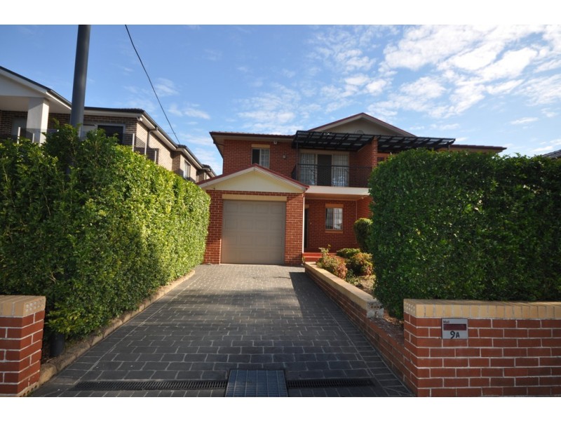 9A Fairview Avenue, Roselands NSW 2196