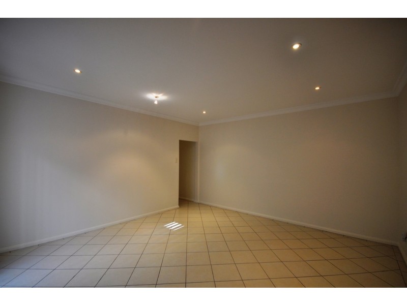 9A Fairview Avenue, Roselands NSW 2196