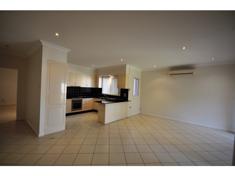 9A Fairview Avenue, Roselands NSW 2196