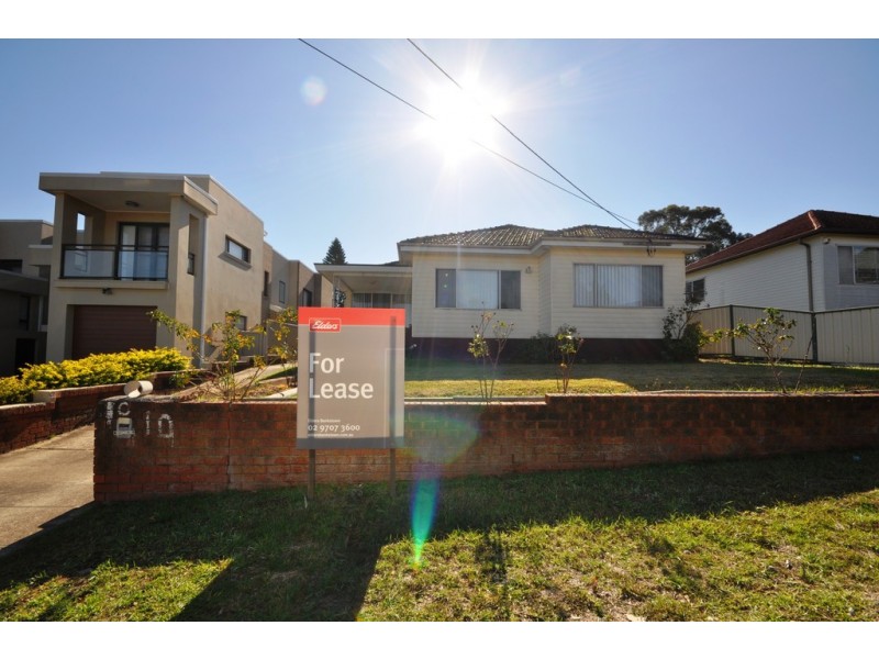 10 Winifred Street, Condell Park NSW 2200