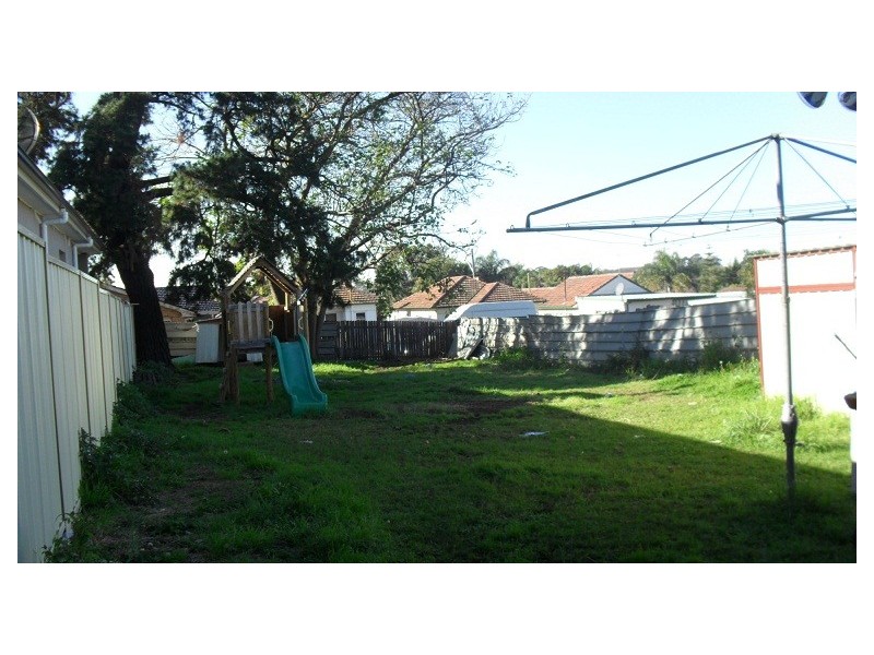 21 Lascelles Avenue, Greenacre NSW 2190