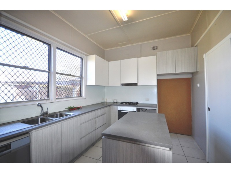 4 Dudley Avenue, Bankstown NSW 2200