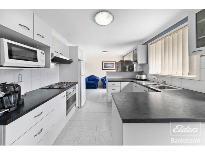 3 Lincoln Road, Georges Hall NSW 2198