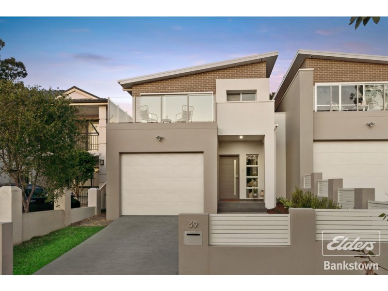 39 Larien Crescent, Birrong NSW 2143