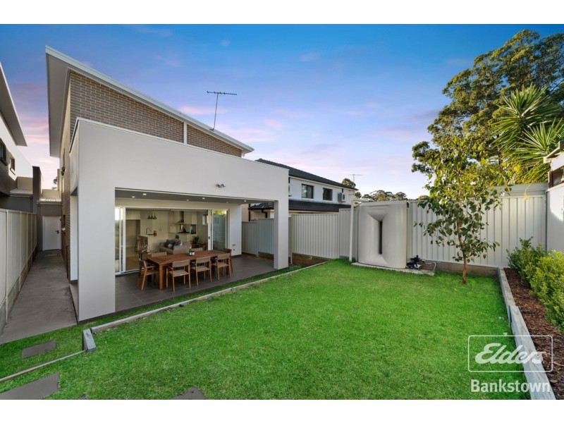 39 Larien Crescent, Birrong NSW 2143