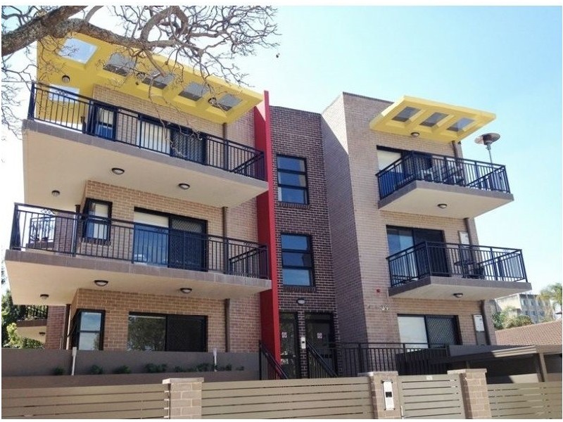 1/37-39 French Avenue, Bankstown NSW 2200