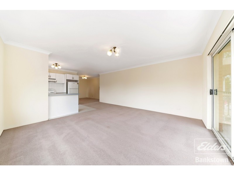 10/90 Meredith Street, Bankstown NSW 2200