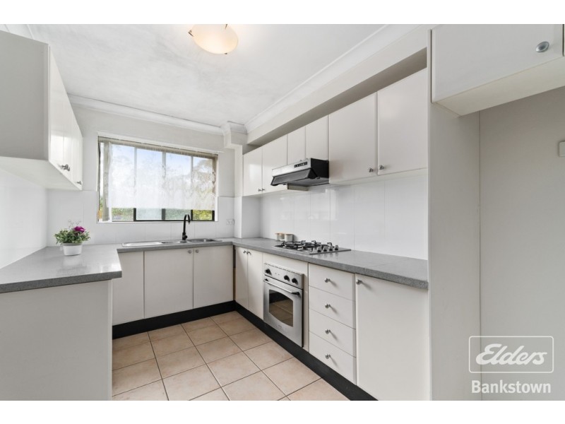 2/146 Meredith Street, Bankstown NSW 2200