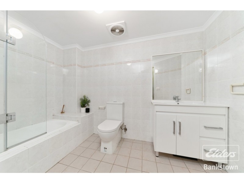 2/146 Meredith Street, Bankstown NSW 2200