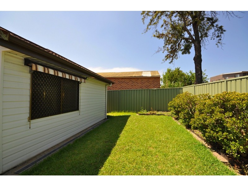 2/41 Strickland Street, Bass Hill NSW 2197