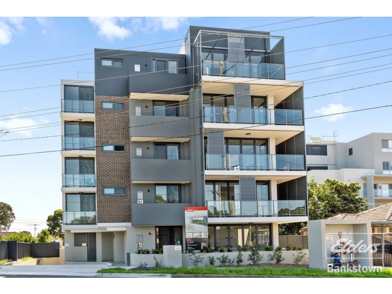 7/93 Nuwarra Road, Moorebank NSW 2170