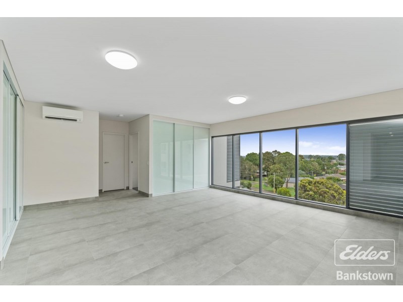 7/93 Nuwarra Road, Moorebank NSW 2170