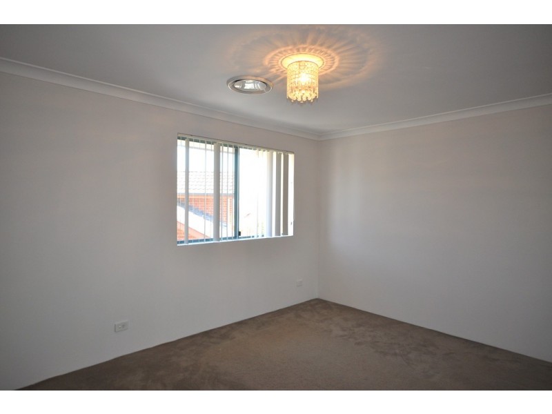 1/81 Bellevue Avenue, Georges Hall NSW 2198