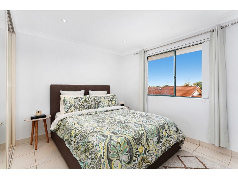 27/40 Chertsey Avenue, Bankstown NSW 2200