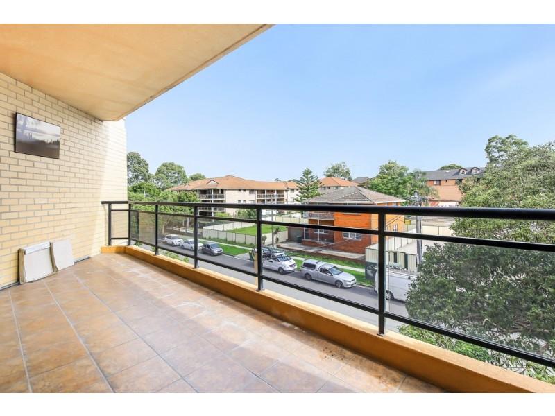 6/28 Meredith Street, Bankstown NSW 2200