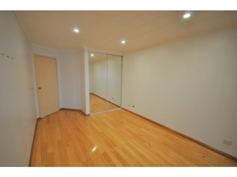 9/2B Myrtle Road, Bankstown NSW 2200