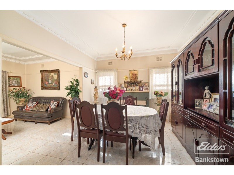 101 Highview Avenue, Greenacre NSW 2190