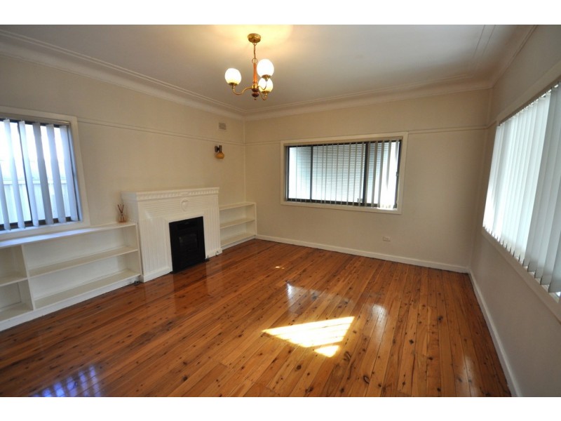 35 Albury Street, Yagoona NSW 2199