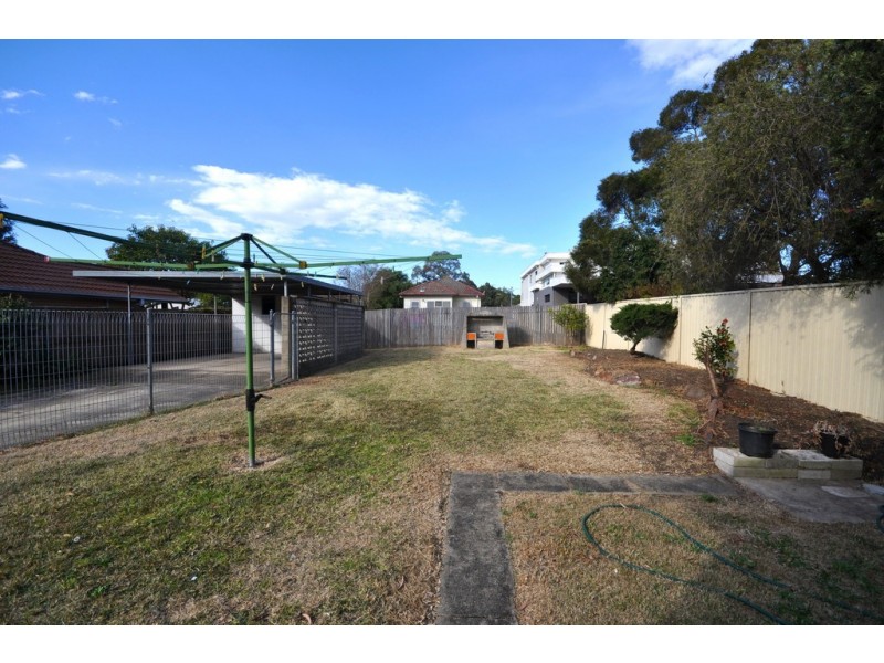 35 Albury Street, Yagoona NSW 2199