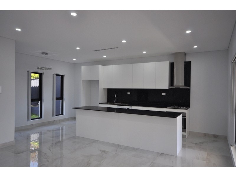 7 Sussman Avenue, Bass Hill NSW 2197