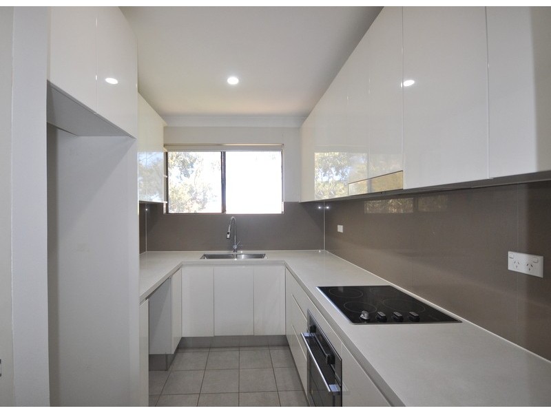 20/20 Myrtle Road, Bankstown NSW 2200