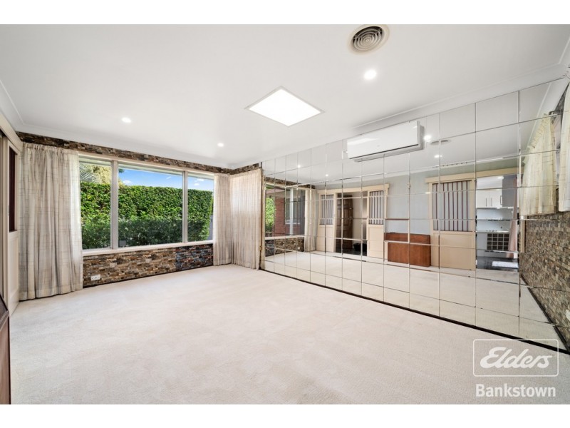 16 Oak Drive, Georges Hall NSW 2198