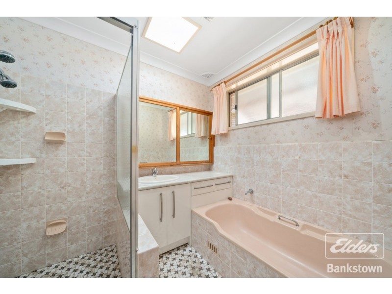 16 Oak Drive, Georges Hall NSW 2198