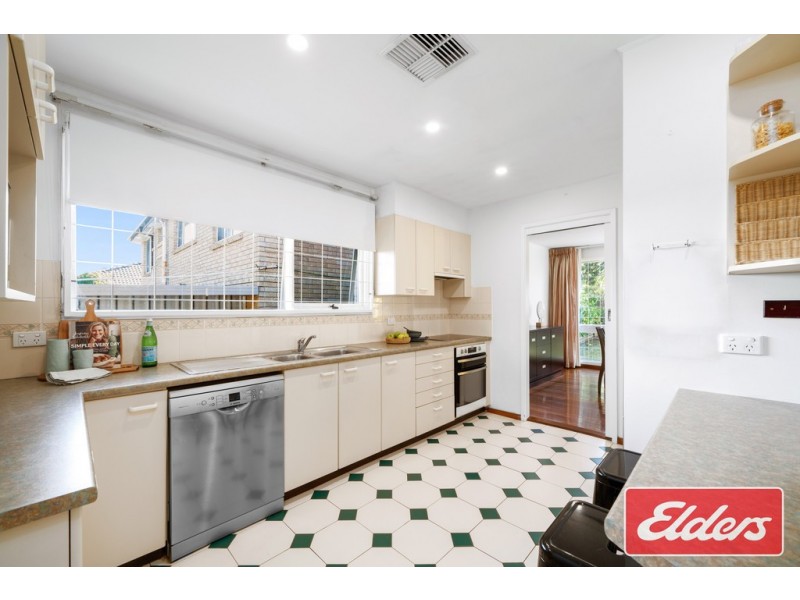 17 Sevenoaks Crescent, Bass Hill NSW 2197