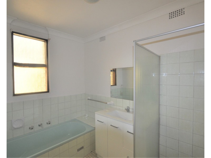 17/166 Greenacre Road, Bankstown NSW 2200