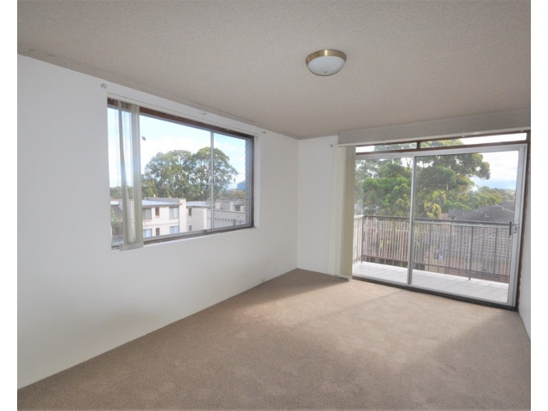 17/166 Greenacre Road, Bankstown NSW 2200