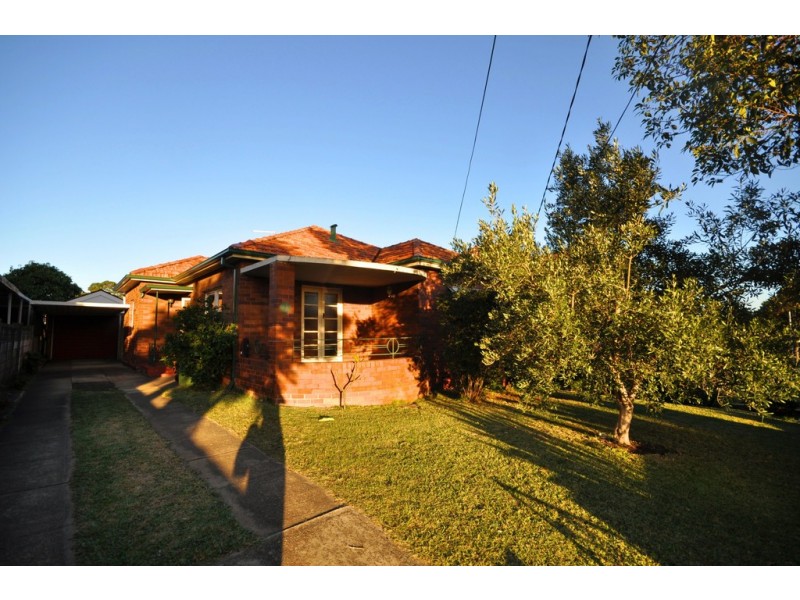 9 Noble Avenue, Punchbowl NSW 2196