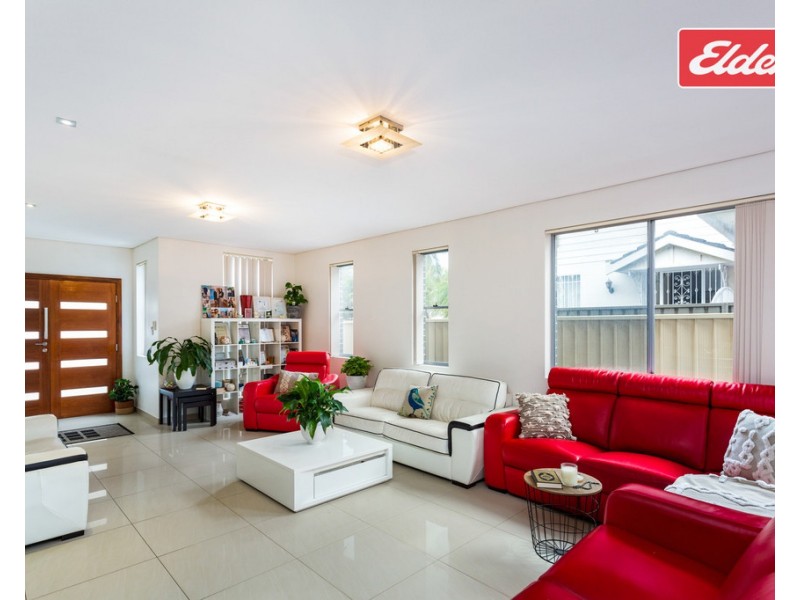 25a Chaseling Street, Greenacre NSW 2190