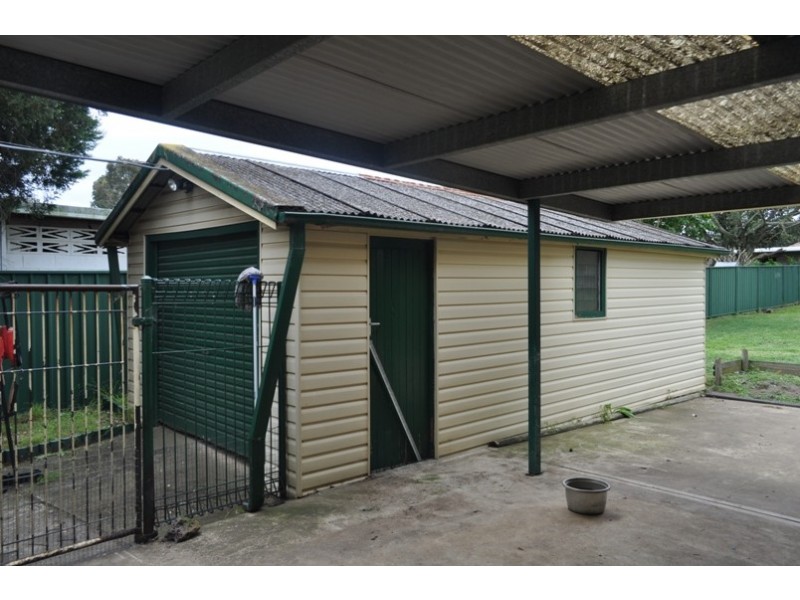 17 Sixth Avenue, Condell Park NSW 2200