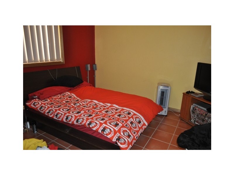 21  Endeavour Road, Georges Hall NSW 2198