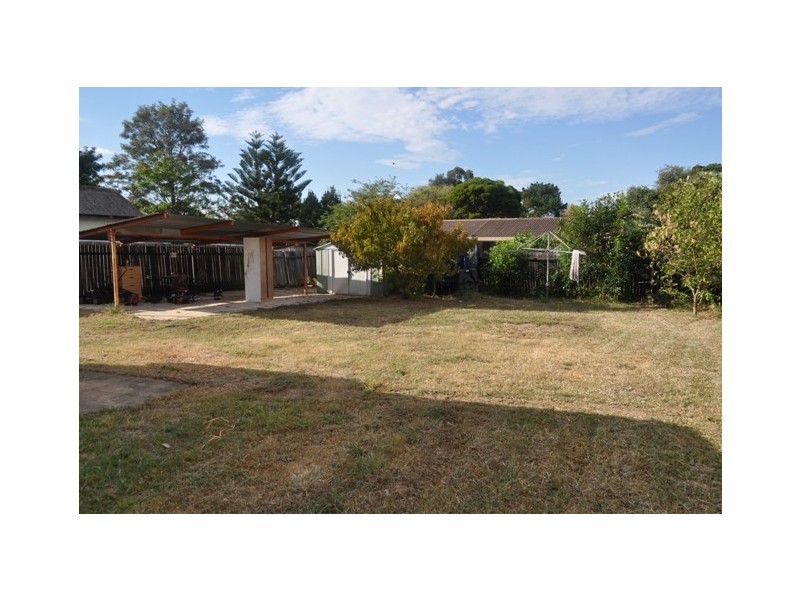 7 Endeavour Road, Georges Hall NSW 2198