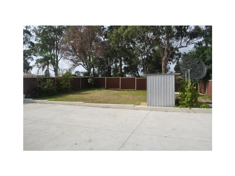 42 Jacaranda Drive, Georges Hall NSW 2198